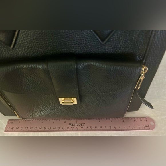 Henri Bendel Black Bag - Picture 7 of 7